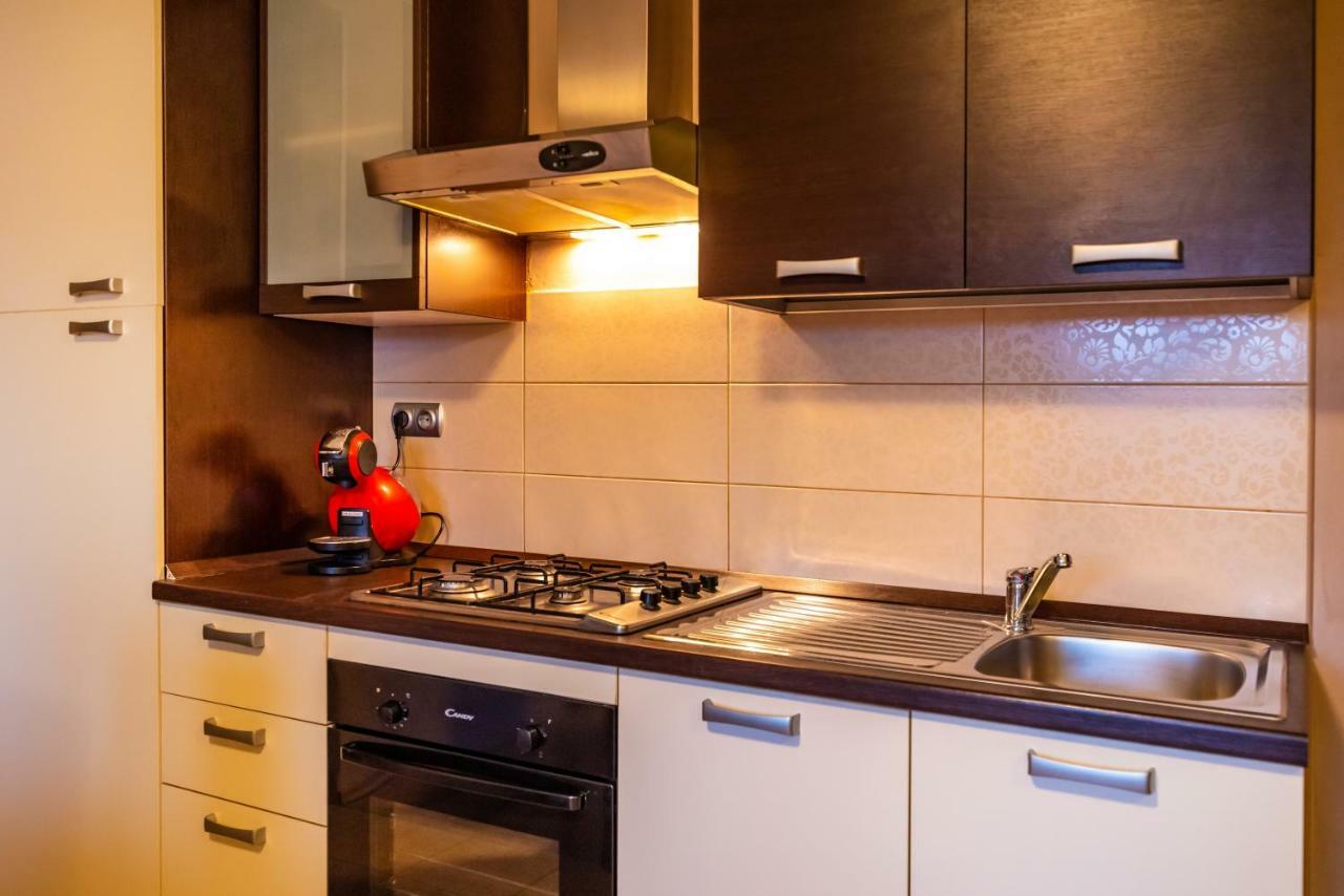 Apartment Adrian Biograd Na Moru Buitenkant foto
