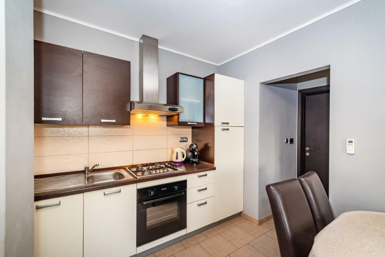 Apartment Adrian Biograd Na Moru Buitenkant foto